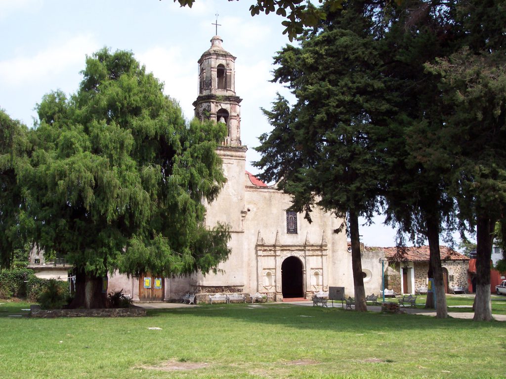 Santa María Ahuacatitlán.