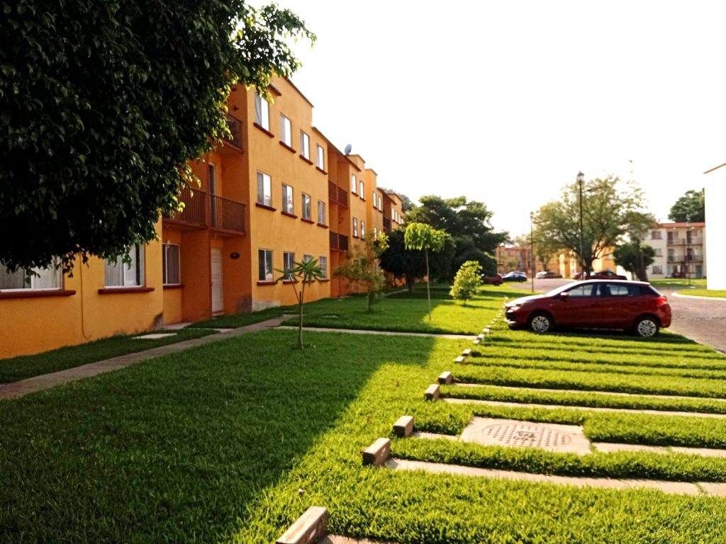 Departamento con 6 albercas a 90 minutos de la Ciudad de México